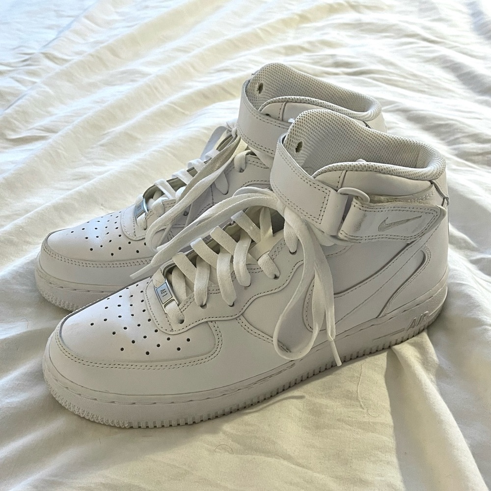nike air force one mid